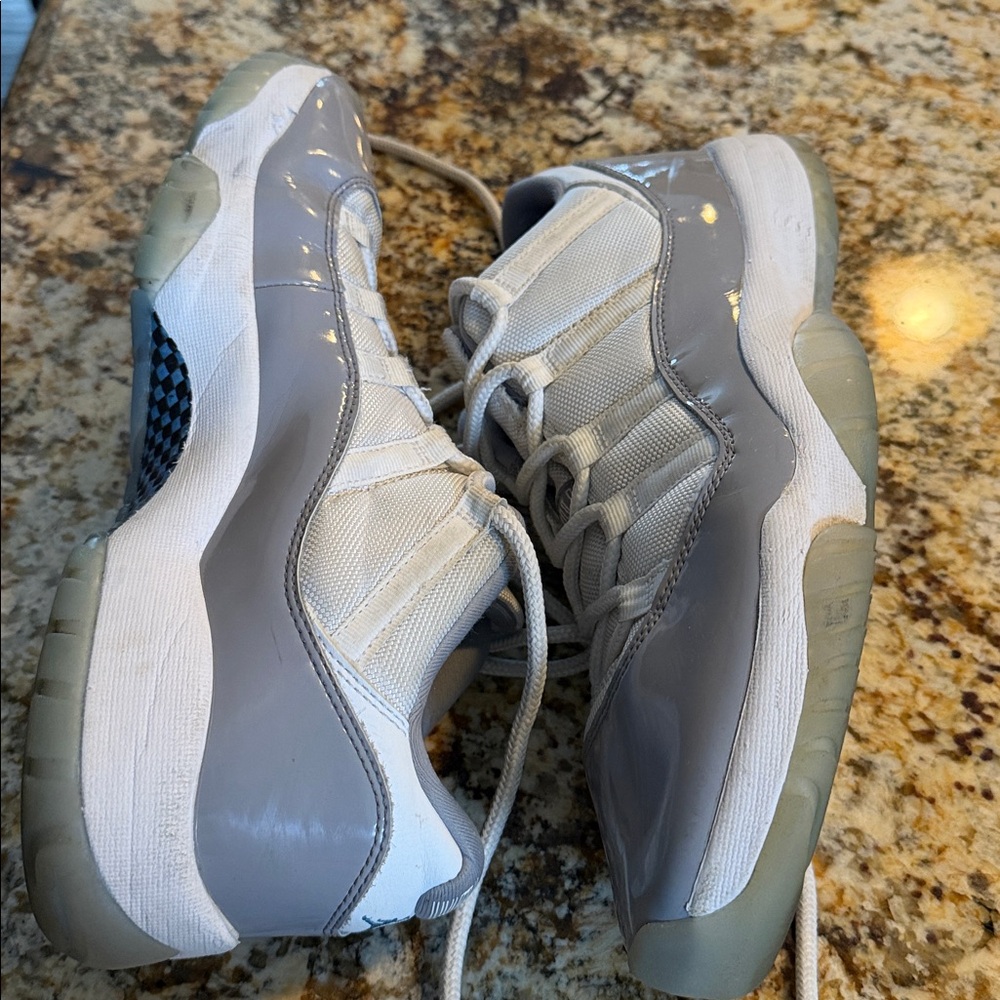 COPY - Nike Jordans - Picture 8 of 10